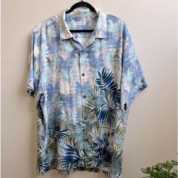 TOMMY BAHAMA Silk Blue Palms Original Fit Shirt Size XL - Picture 1 of 4